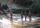 Crianças brincando no igarapé Mapiá - 2005